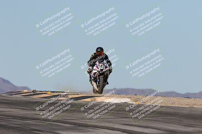 media/Dec-07-2025-CVMA (Sun) [[3e7d2de5dc]]/Race 6-The Shootout/